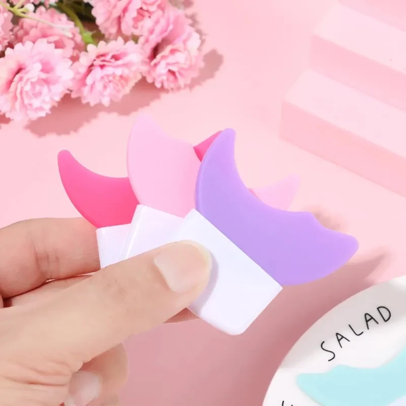 Multifunctional Eye Makeup Silicone Auxiliary Baffle