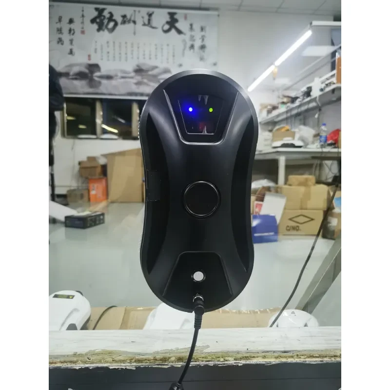 Intelligent Water Spray Window Cleaning Robot