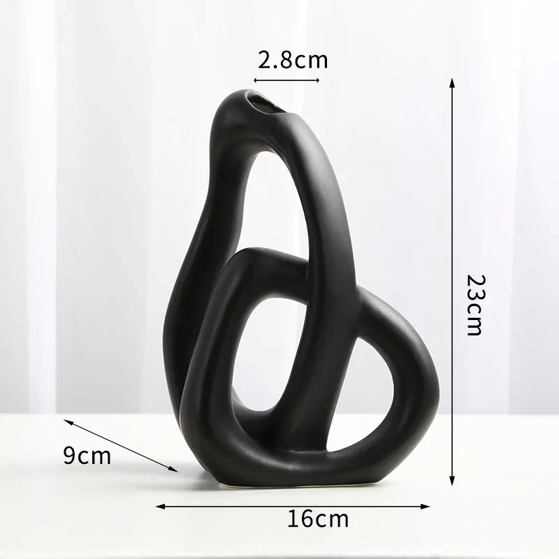 Nordic Heart-Shaped Ceramic Vase – European Style Porcelain Flower Holder