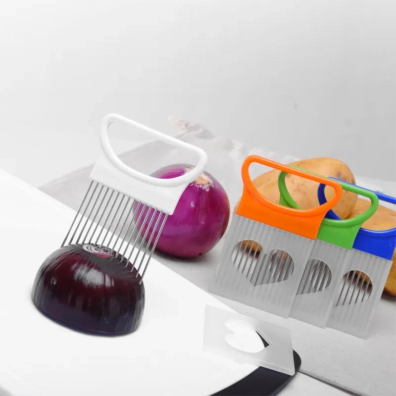 Stainless Steel Onion Holder – Vegetable & Fruit Slicing Guide Tool with Grip Handle