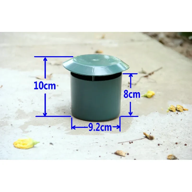 Garden Snail Trap – Eco-Friendly Plastic Snail Catcher for Vegetable & Flower Gardens