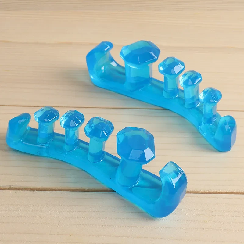 Diamond Five-Hole Toe Separator – Soft Gel Foot Spacer