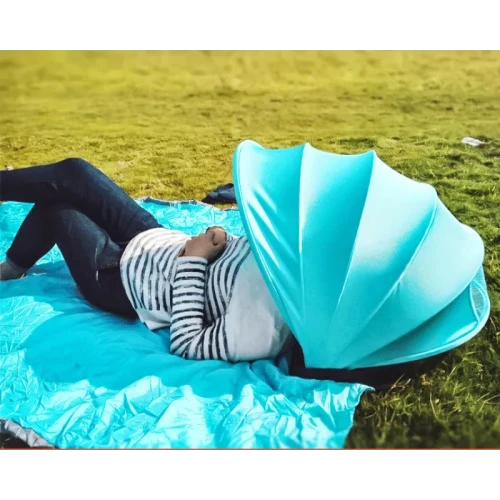 Outdoor Foldable Beach Umbrella – Sunproof & Lightweight Shade