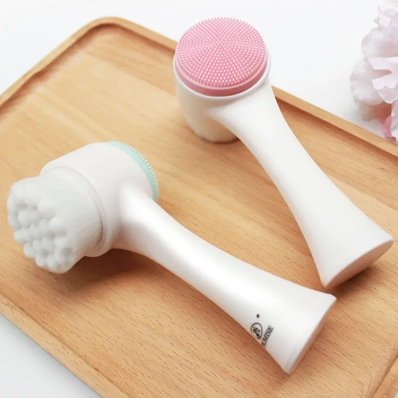Soft Bristle Face Cleansing Brush – Deep Pore Cleanser for Skincare