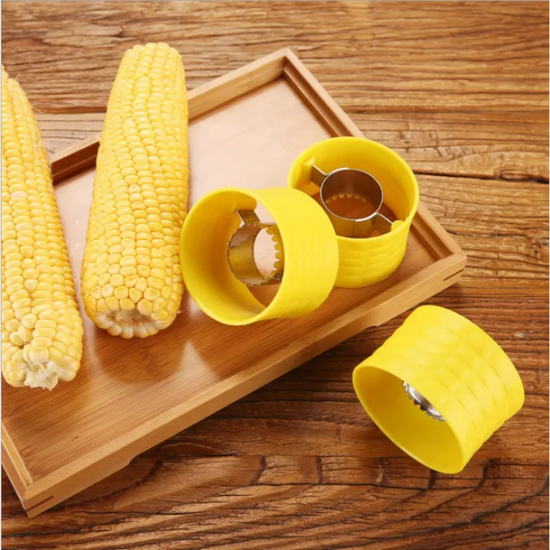 Manual Corn Thresher Grinder – Kitchen Tool for Raw & Cooked Corn