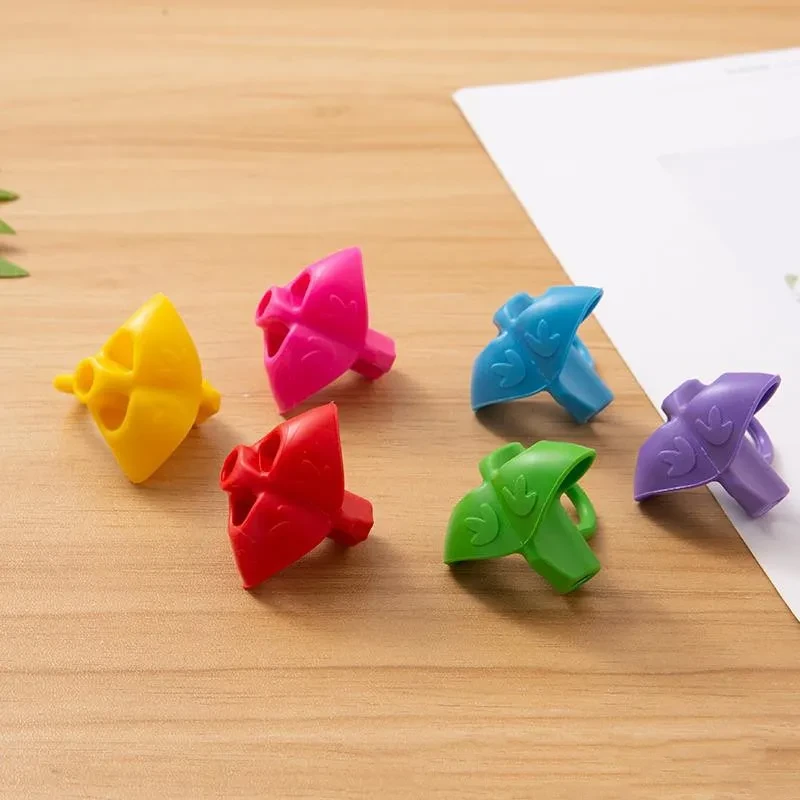 Soft Rubber Kids Pen Holder – Writing Posture Corrector Grip