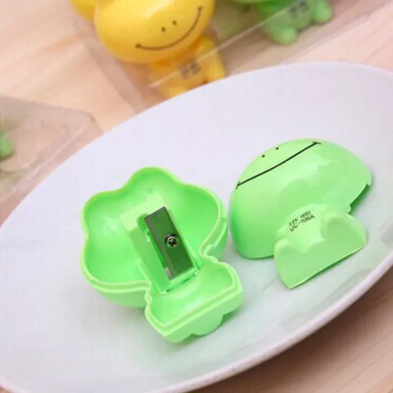 Cute Kitten Pencil Sharpener for Students