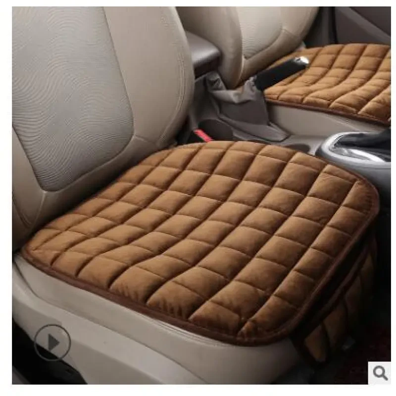 FrostGuard Car Seat Pad – Plush Comfort for Cold Weather Drives