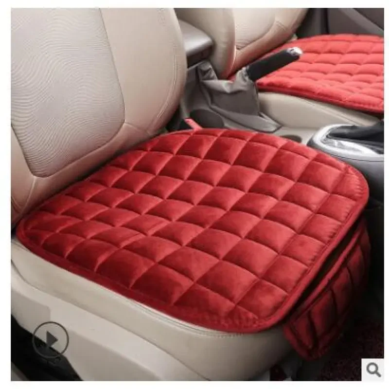 FrostGuard Car Seat Pad – Plush Comfort for Cold Weather Drives