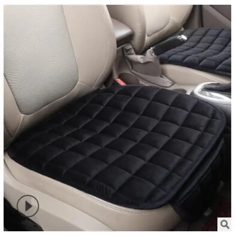 FrostGuard Car Seat Pad – Plush Comfort for Cold Weather Drives