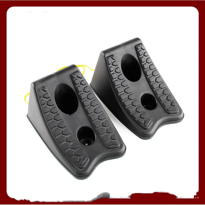 Universal Car Wheel Stopper – Heavy-Duty Anti-Skid Rubber Wedge