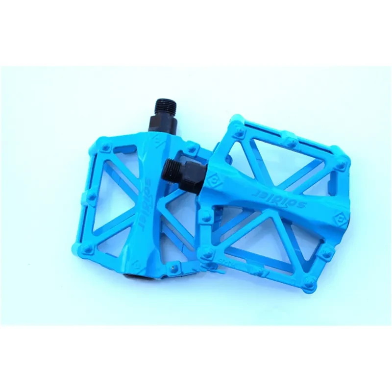 Ultralight MTB Flat Platform Pedals – Aluminum Alloy for Bikes