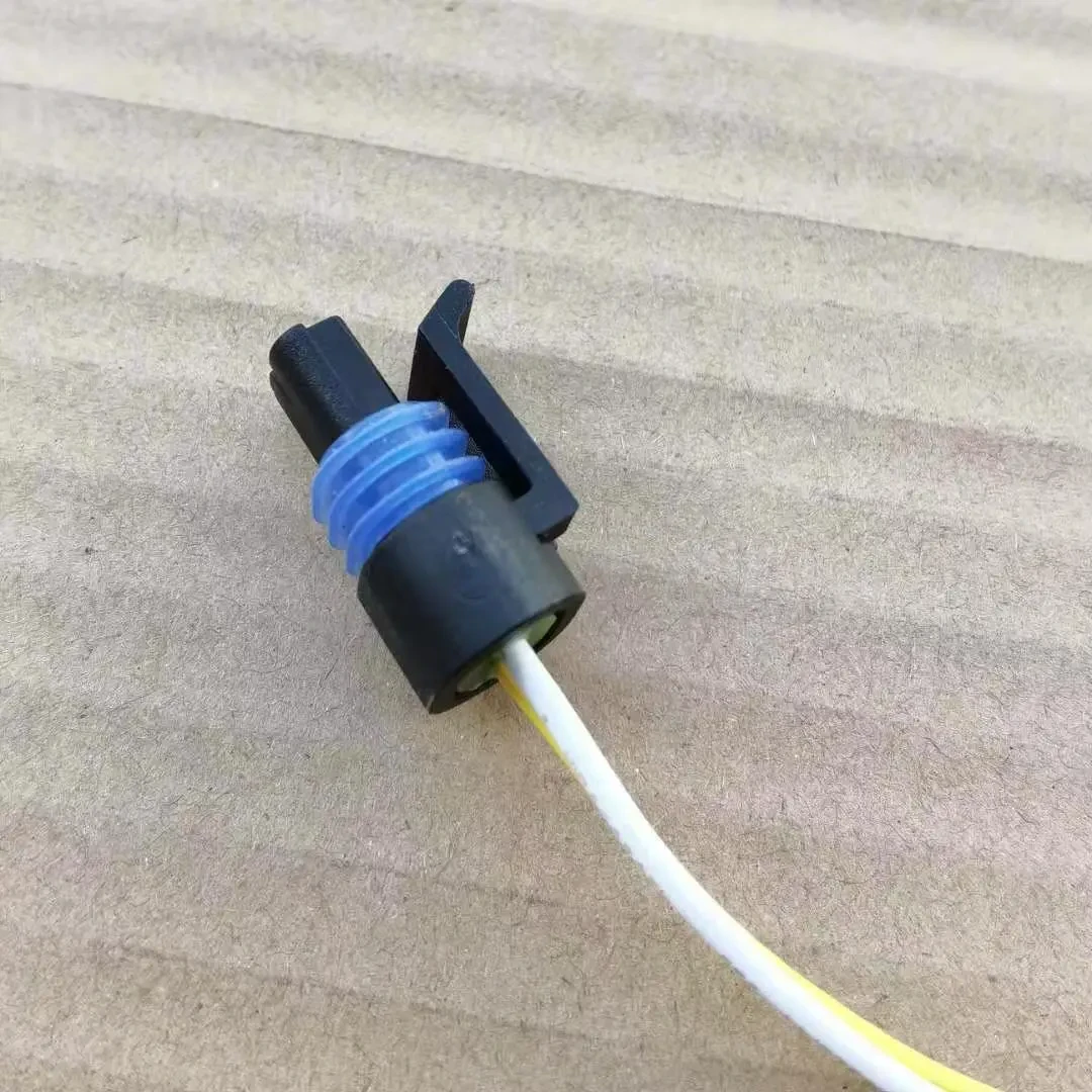 Engine Coolant Temp Sensor Plug – Side Light Connector for Cars