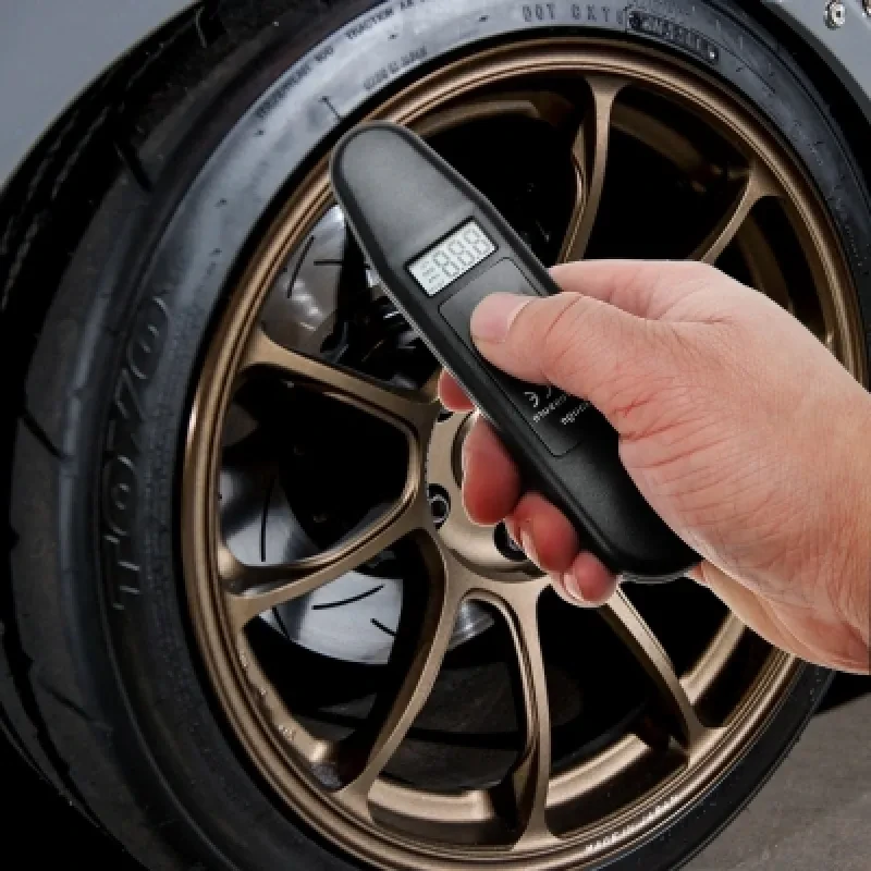 Digital Tire Pressure Gauge – LCD Display, Auto Shut-off, PSI & BAR