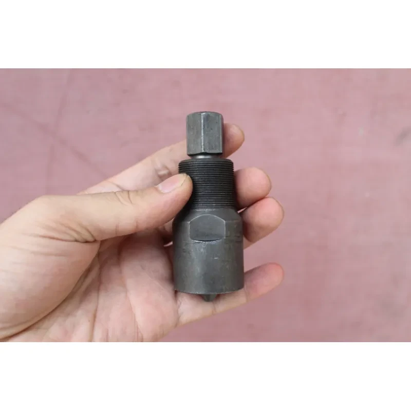 Motorcycle Magneto Puller Tool – Engine Repair 70110 125 150