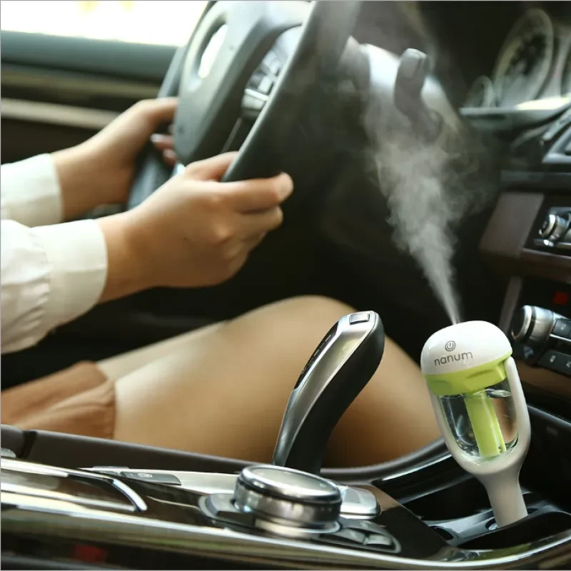 Nano Car Humidifier – Mini Air Purifier & Essential Oil Diffuser