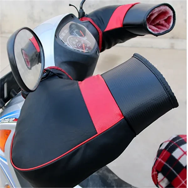Heavy-Duty Black Motorcycle Handlebar – Universal Fit Design
