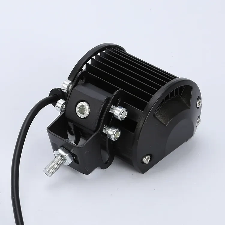 LumaForce 18W – Car LED Work Light with IP67 Protection