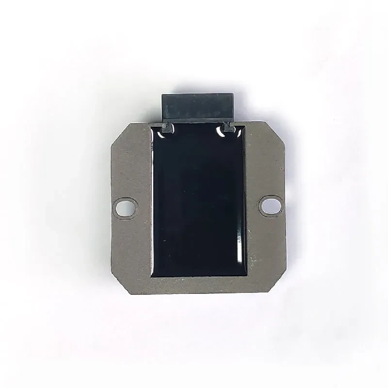 Universal Motorcycle Voltage Regulator Rectifier – 12V/14V Stabilizer