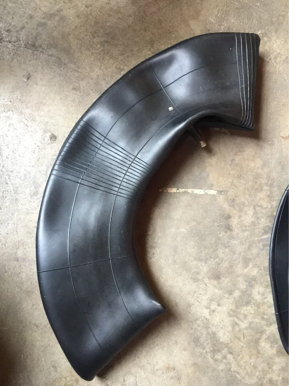 Durable Natural Rubber Inner Tube – Pneumatic Tire for Trolley