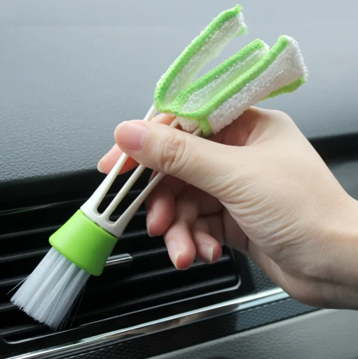 Soft Bristle Car Dust Removal Brush for Dashboard and Air Vents