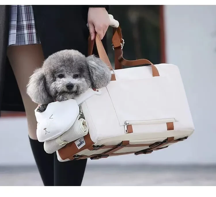 PurrVoyage Portable Cat Travel Carrier – One-Shoulder Pet Flight Bed