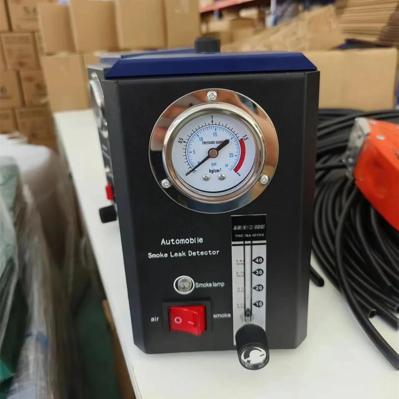 Smart Automotive Smoke Leak Detector – Professional Car Fault Tester