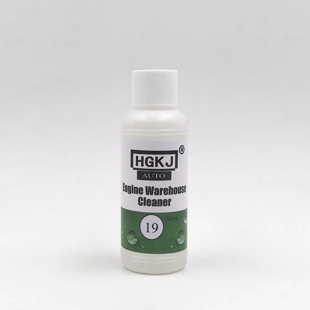 Deep-Clean Engine Degreaser Spray for Heavy Oil Removal