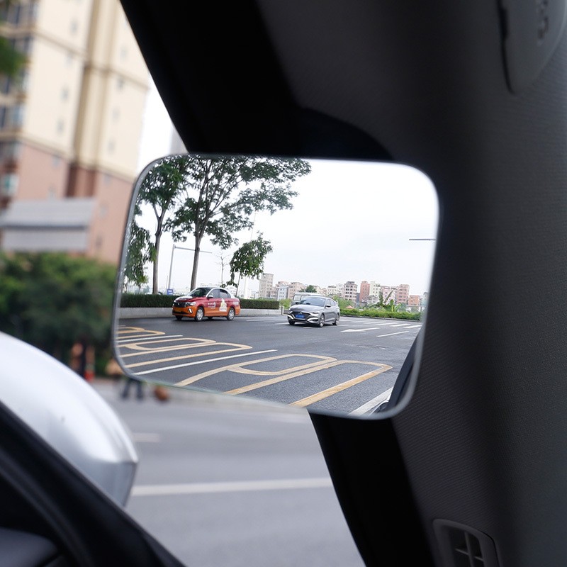 Wide-View Wheel Safety Mirror – Anti-Collision Car Mini Mirror