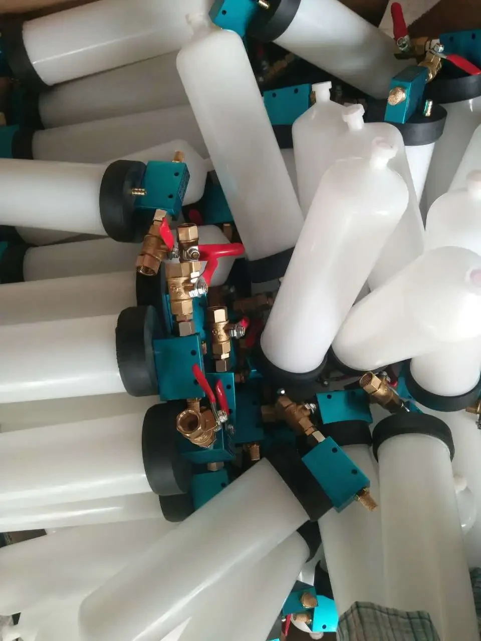 Advanced Brake Oil Suction Device for Efficient Vehicle Maintenance