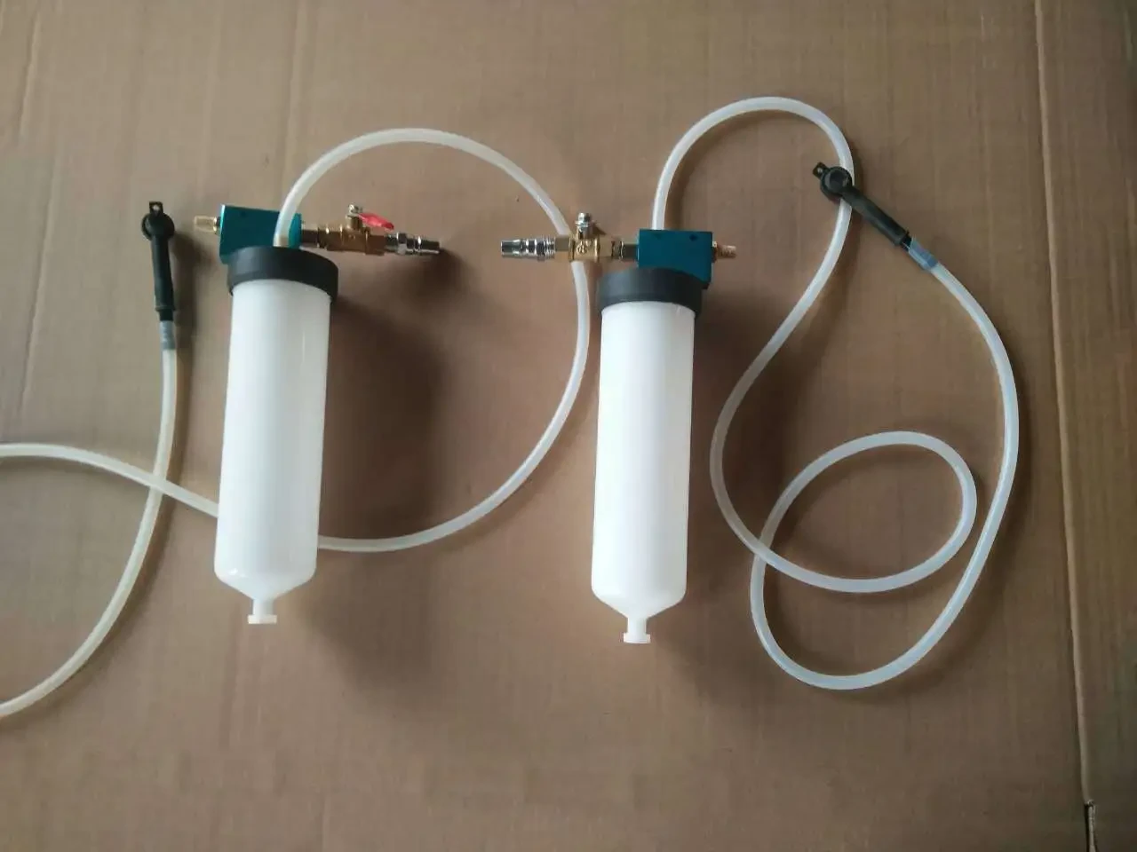 Advanced Brake Oil Suction Device for Efficient Vehicle Maintenance