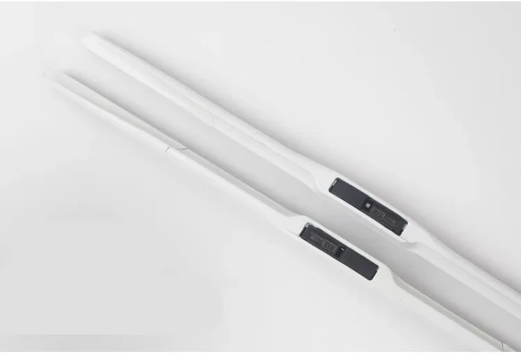 Vibrant U-Hook Silicone Wiper Pair for Mazda 6 β Quick-Fit Frameless Blades