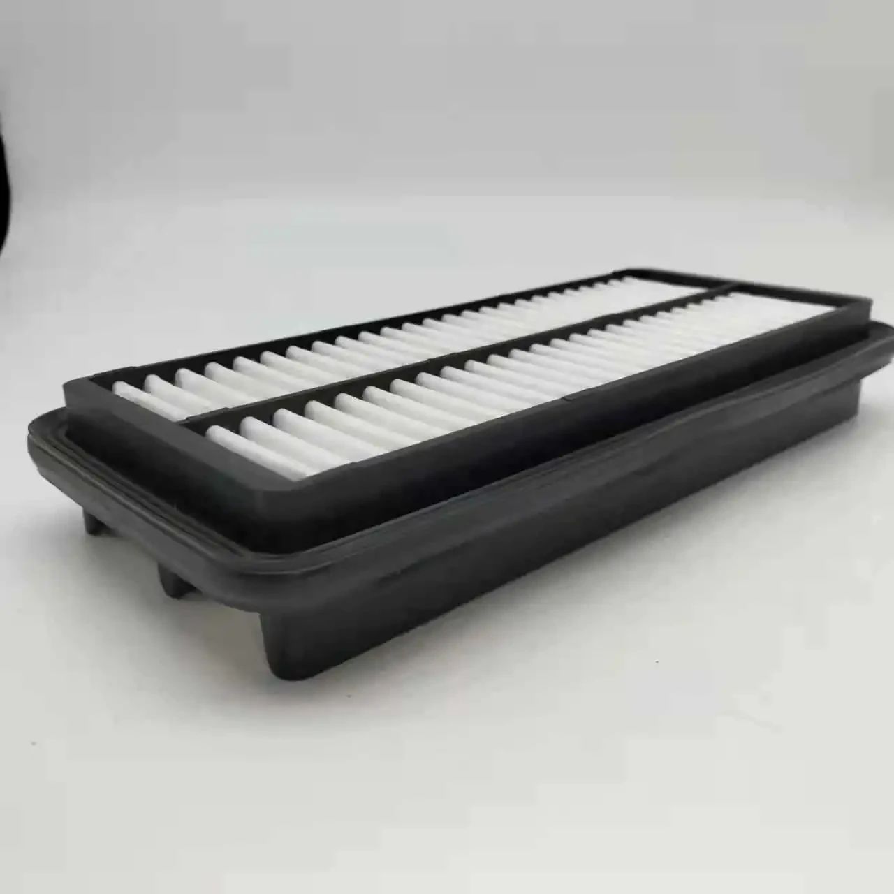 High-Performance Air Filter for Modern Vehicles 256×113×40mm