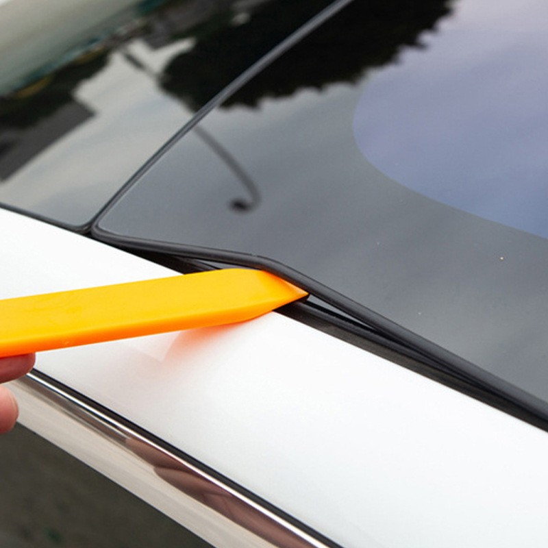 Black Sunroof Sealing Strip for Waterproofing & Noise Reduction