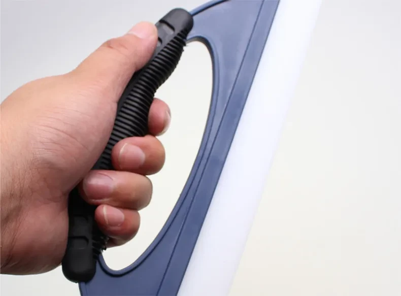 Silicone Car Cleaning Squeegee for Glass & Film – Universal D-Type Wiper