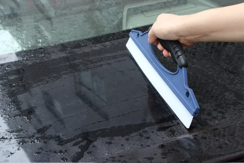 Silicone Car Cleaning Squeegee for Glass & Film – Universal D-Type Wiper