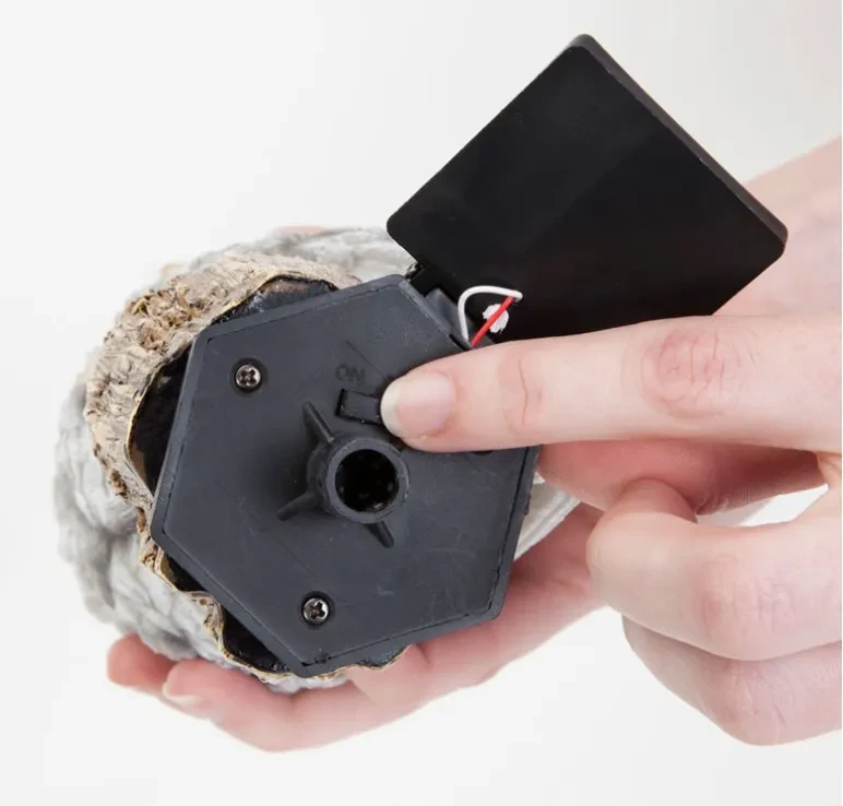 Nightbird Solar Yard Figurine Lamp for Lawn and Outdoor Decor