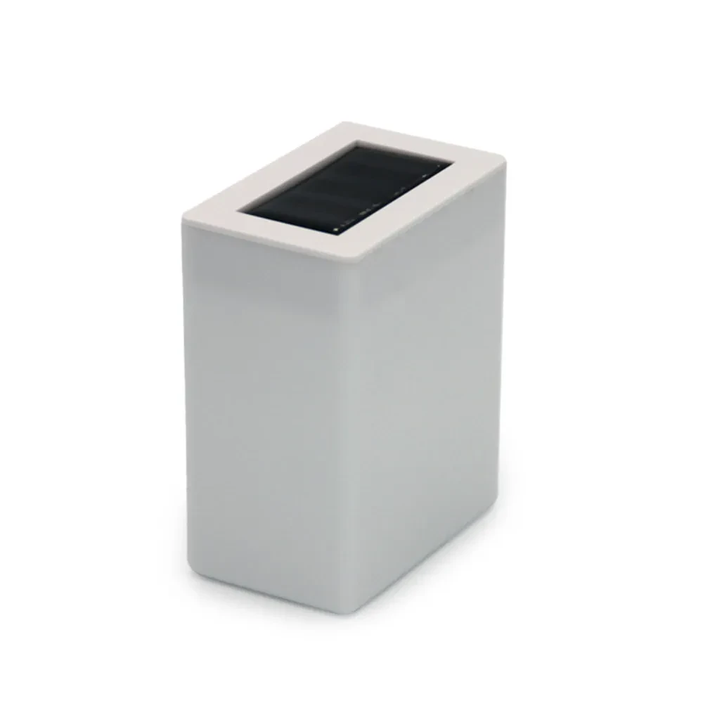 2025 Eco-Friendly Solar LED Lamp with IP55 Waterproof Protection