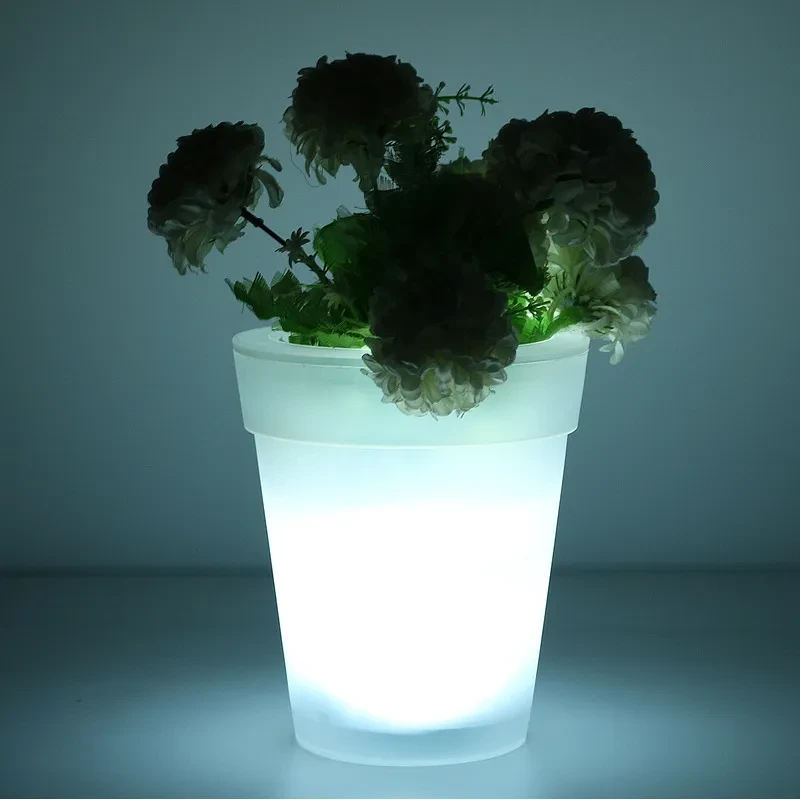 Solar Plastic Flowerpot Light Modern Chinese Style Outdoor LED