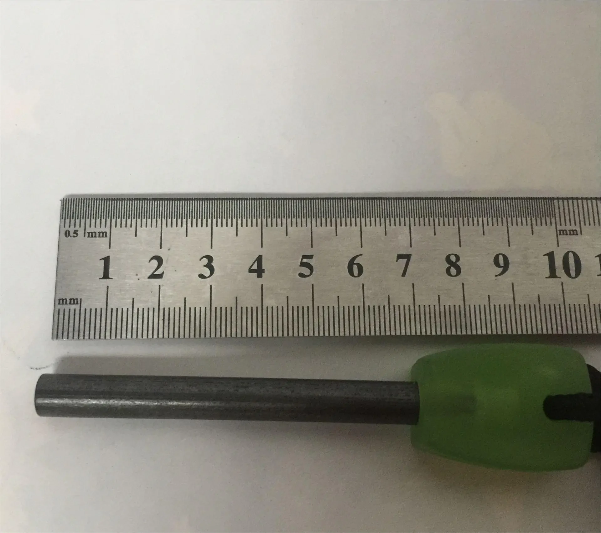 Fluorescent Green Outdoor Fire Starter Stone for Survival & Camping