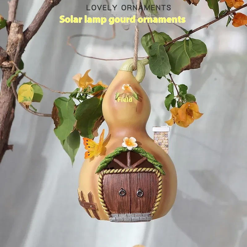 Twinkling Solar Gourd Lantern for Courtyard Ambiance