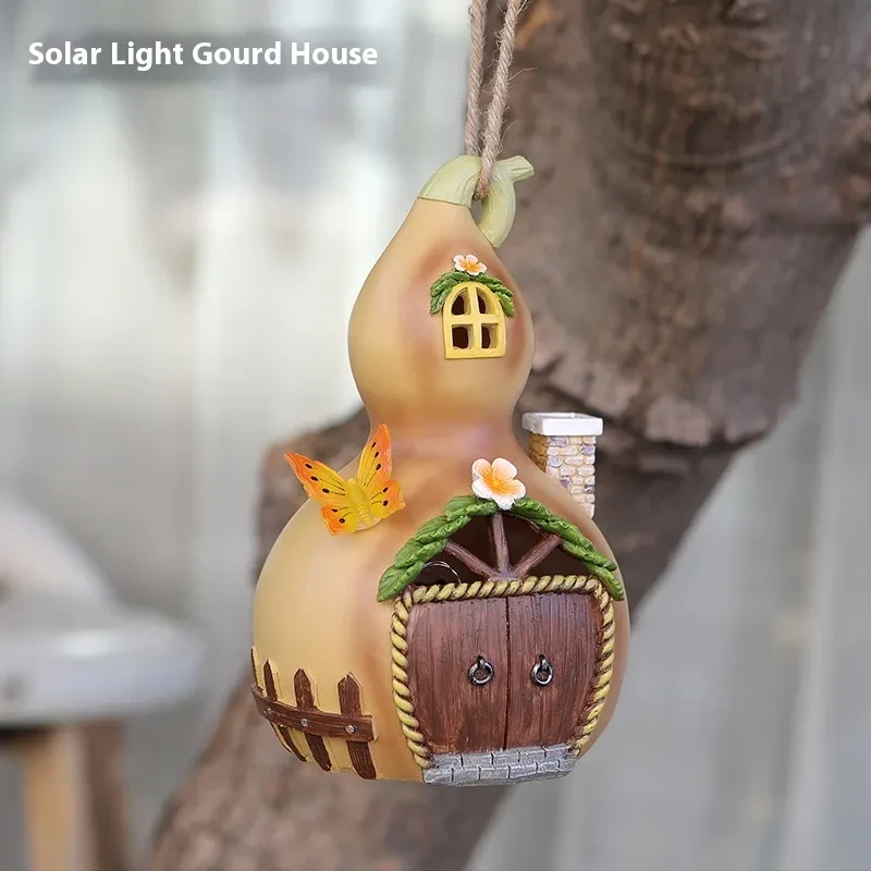 Twinkling Solar Gourd Lantern for Courtyard Ambiance