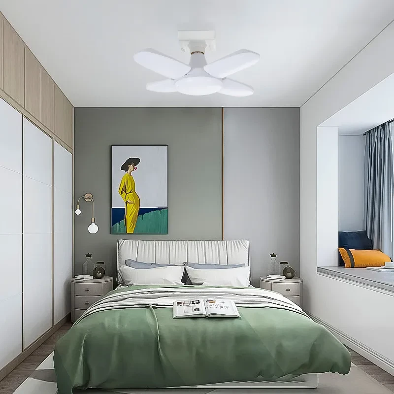 Folding LED Trilobe Leaf Light for Home & Commercial Spaces